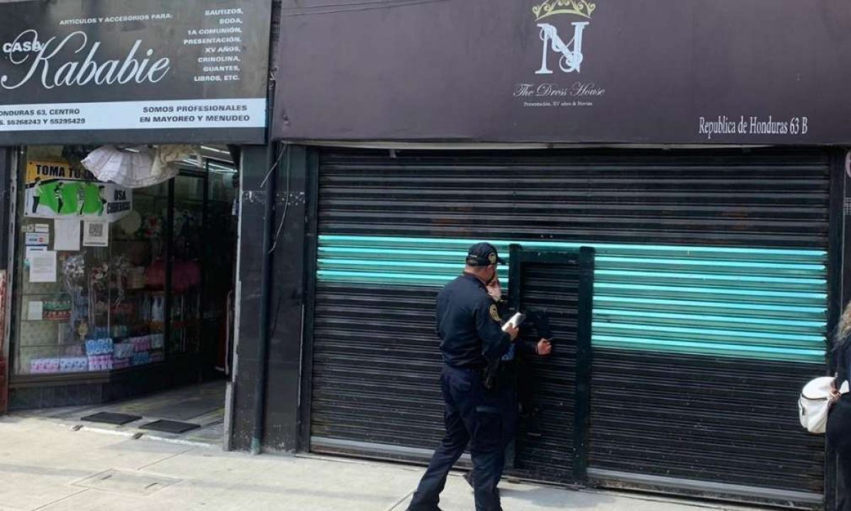 Le quitan la vida a hombre en una tienda de vestidos en Cdmx Le quitan la vida a hombre en una tienda de vestidos en Cdmx