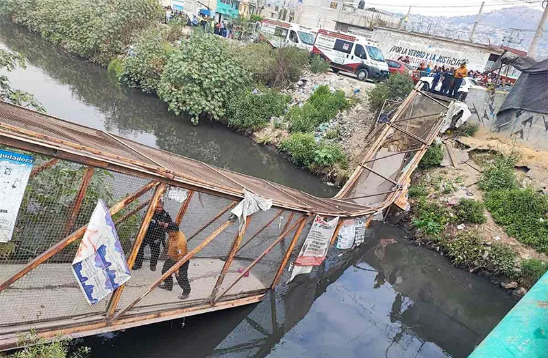 Graban momento exacto del colapso en puente de Neza y Chimalhuacán 2